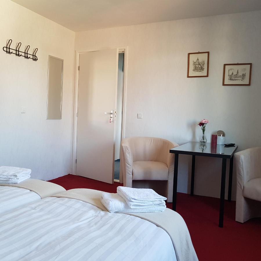 B&B Broodhuis แคร์คาเดอ ภายนอก รูปภาพ